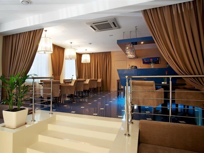 Teatralny Hotel Zaporizhia Exterior photo